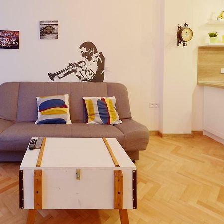 *The Cosmopolitan* Apartment София Екстериор снимка