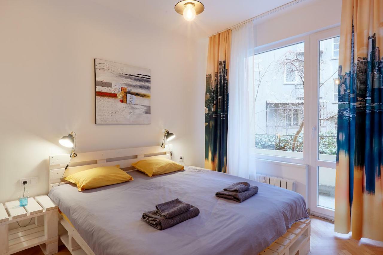 *The Cosmopolitan* Apartment София Екстериор снимка